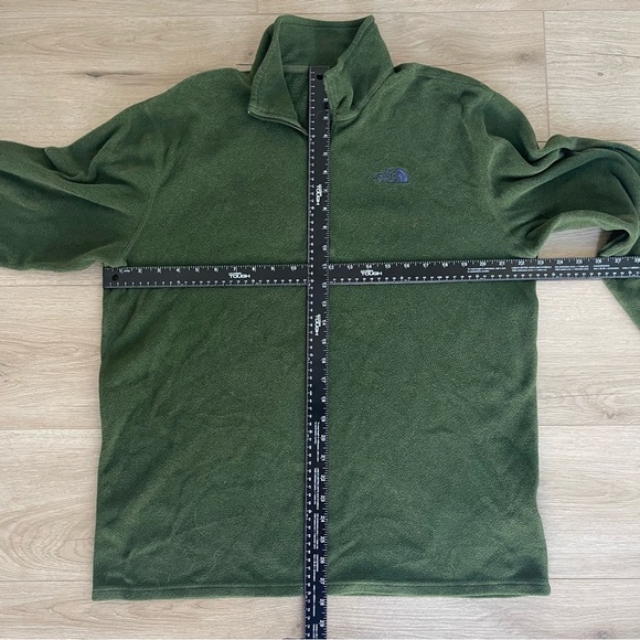 North Face Quarter Zip Green Fleece Pullover Sweater - Size Large - Picture 3 of 5
